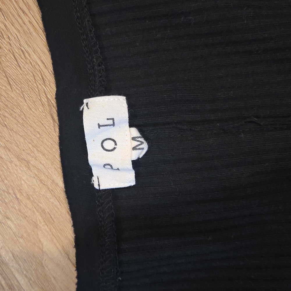 POL Black Long Sleeve V-Neck Top - Picture 2 of 3